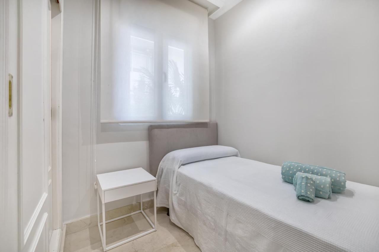 Apartamento Los Tilos & Parking & Piscina Cordoue Extérieur photo